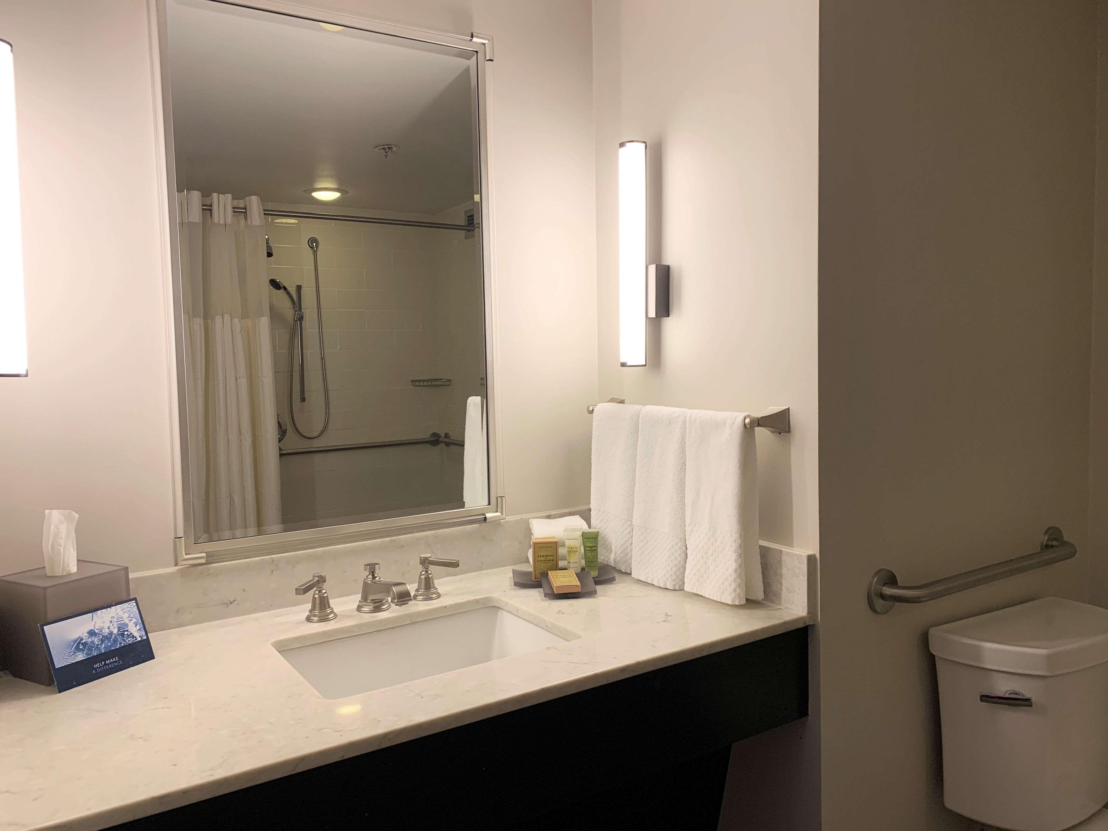 Hilton New Orleans Airport Hotel Kenner Buitenkant foto